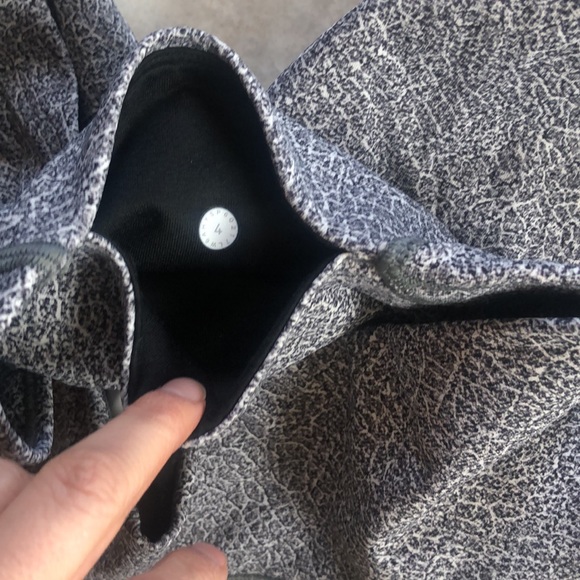 Lululemon cropped leggings - Picture 5 of 5